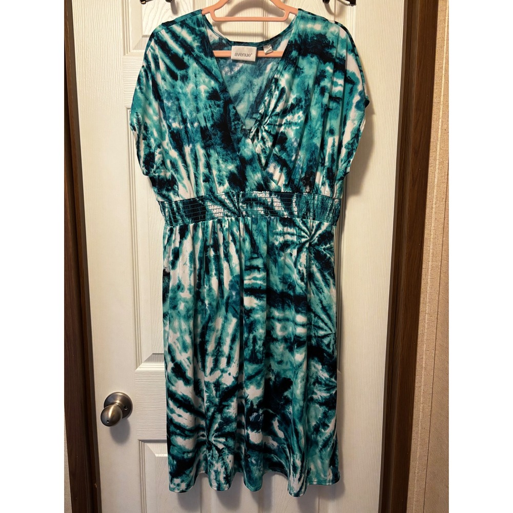 Avenue Women Teal White Tie Dye Surplice Smocked Waist Dress 14/16 Plus Size